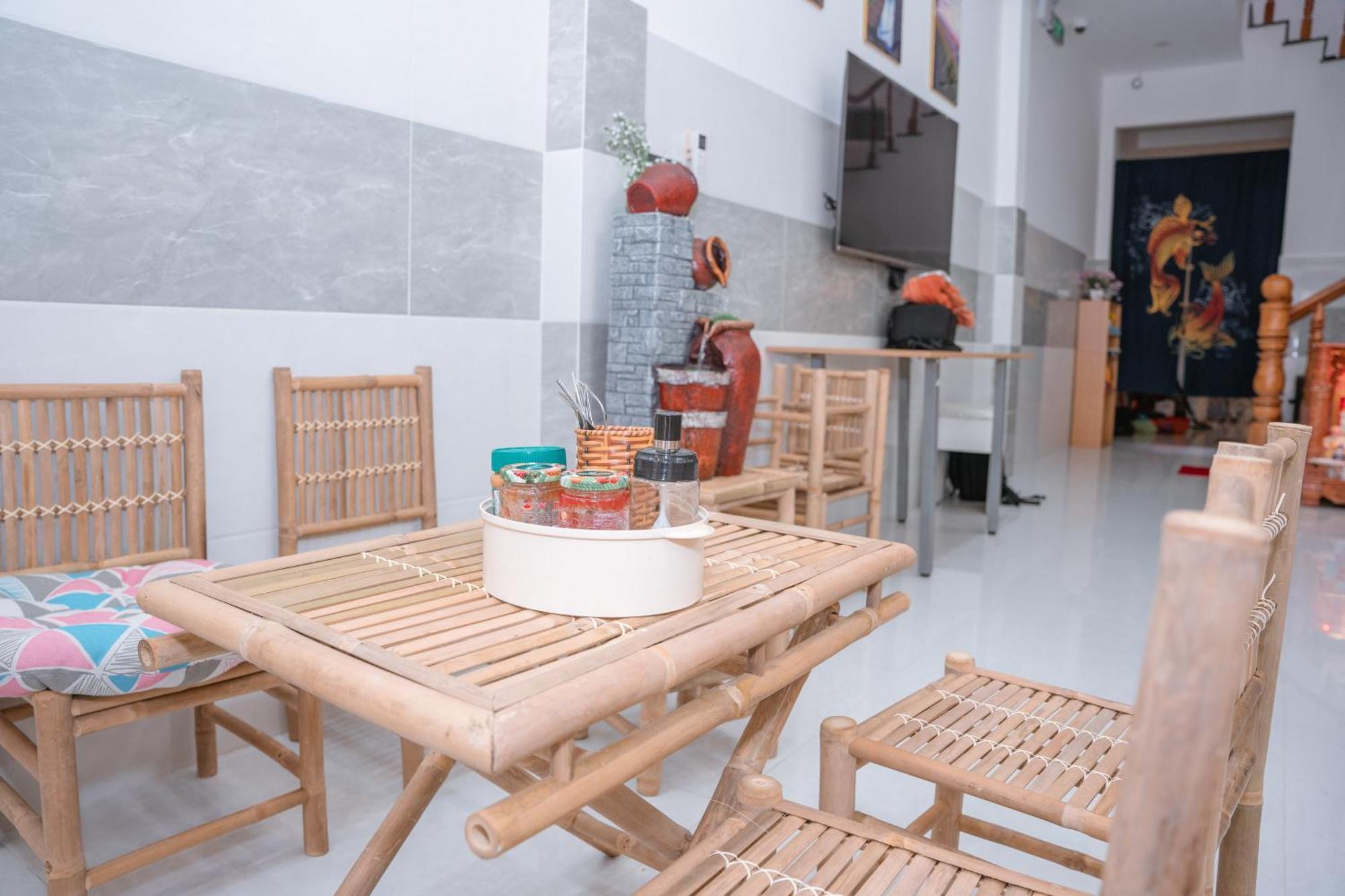 Aloha Saigon Premium Hostel By Local Travel Experts - Newly Opened, Less-Touristy Location, Spacious Rooms, Glass Shower Bathroom, Free Breakfast & Walking Tour Ho Şi Min Dış mekan fotoğraf