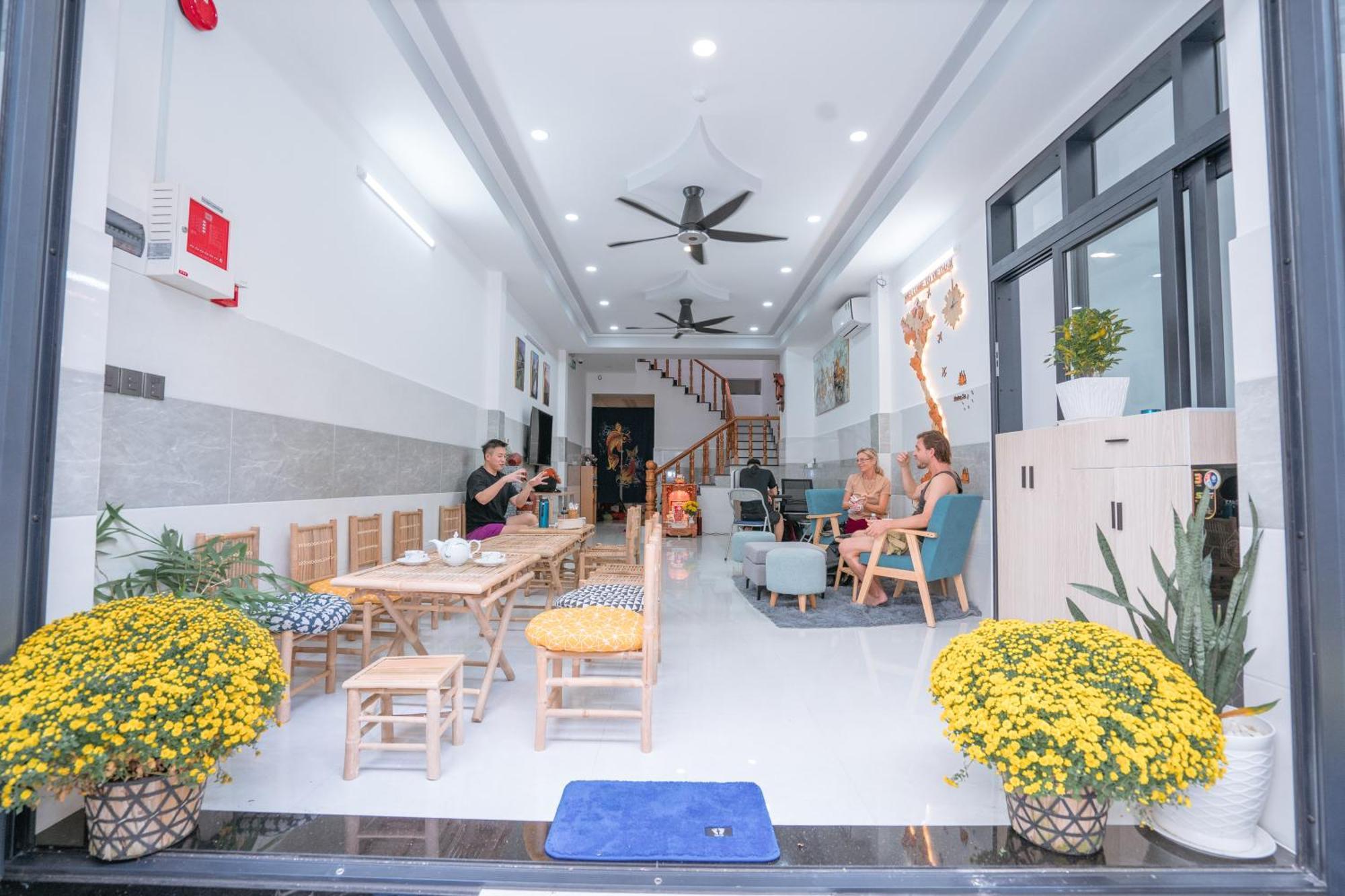 Aloha Saigon Premium Hostel By Local Travel Experts - Newly Opened, Less-Touristy Location, Spacious Rooms, Glass Shower Bathroom, Free Breakfast & Walking Tour Ho Şi Min Dış mekan fotoğraf