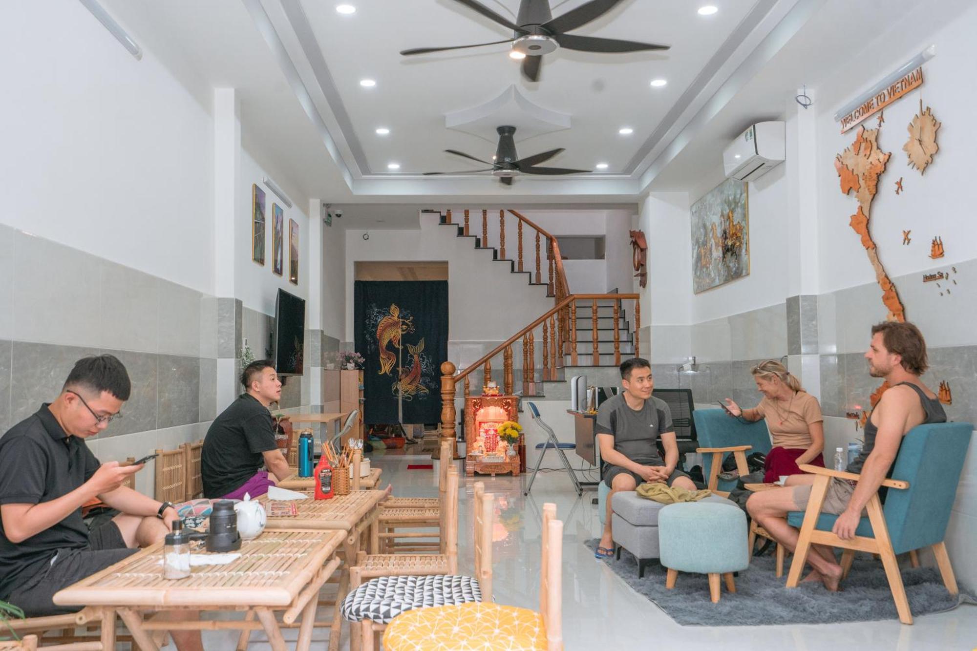 Aloha Saigon Premium Hostel By Local Travel Experts - Newly Opened, Less-Touristy Location, Spacious Rooms, Glass Shower Bathroom, Free Breakfast & Walking Tour Ho Şi Min Dış mekan fotoğraf