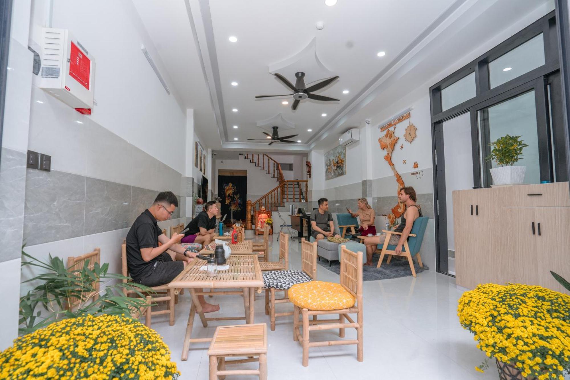 Aloha Saigon Premium Hostel By Local Travel Experts - Newly Opened, Less-Touristy Location, Spacious Rooms, Glass Shower Bathroom, Free Breakfast & Walking Tour Ho Şi Min Dış mekan fotoğraf