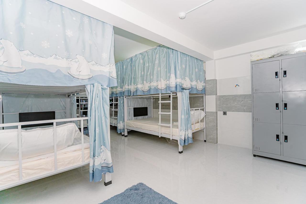 Aloha Saigon Premium Hostel By Local Travel Experts - Newly Opened, Less-Touristy Location, Spacious Rooms, Glass Shower Bathroom, Free Breakfast & Walking Tour Ho Şi Min Dış mekan fotoğraf