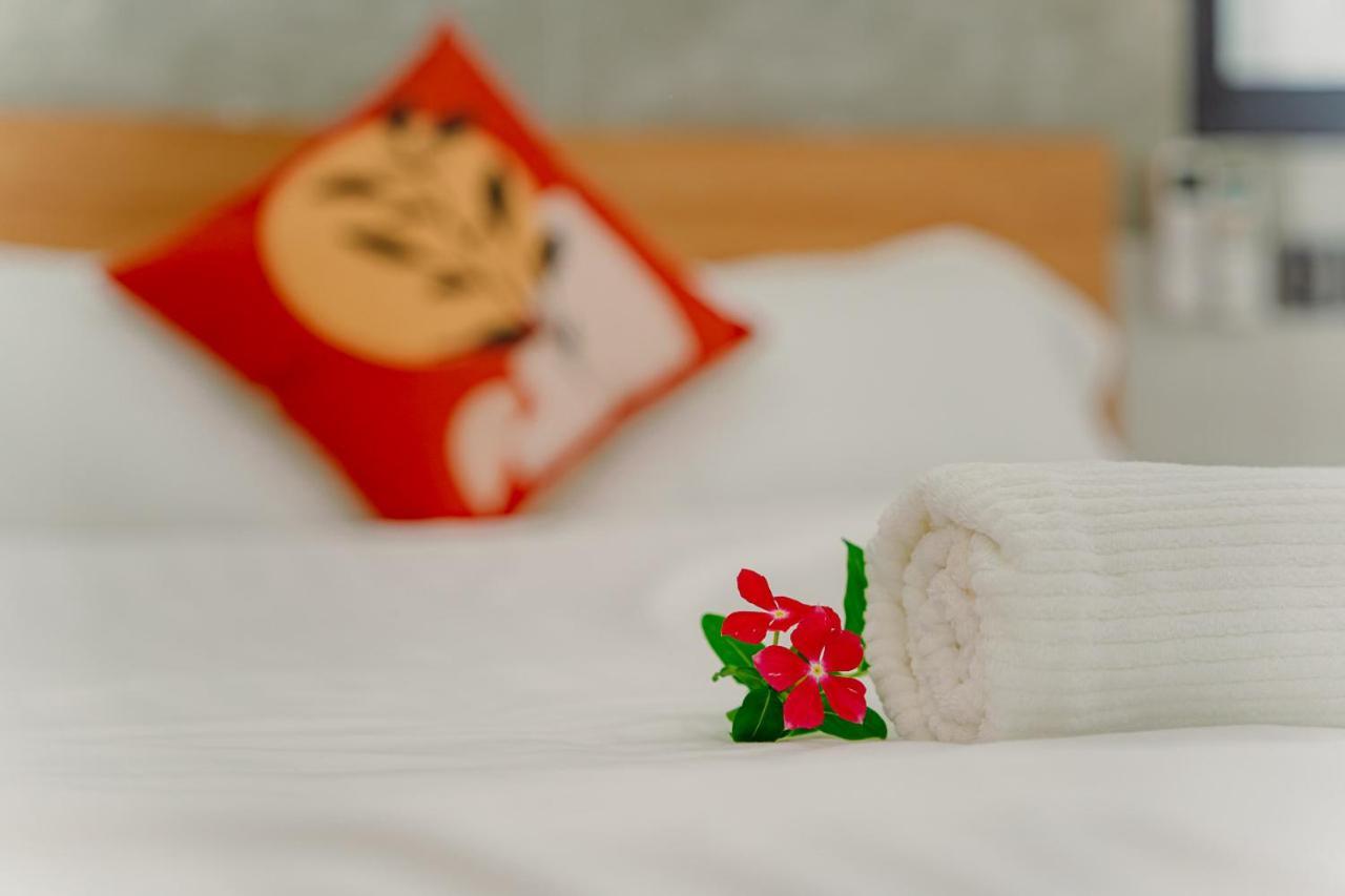 Aloha Saigon Premium Hostel By Local Travel Experts - Newly Opened, Less-Touristy Location, Spacious Rooms, Glass Shower Bathroom, Free Breakfast & Walking Tour Ho Şi Min Dış mekan fotoğraf